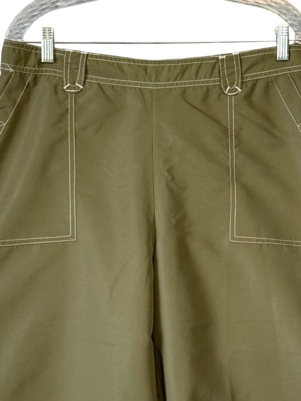 Silverwear Capris Womens Pants Size Large Olive Green Comfy - Picture 3 of 11